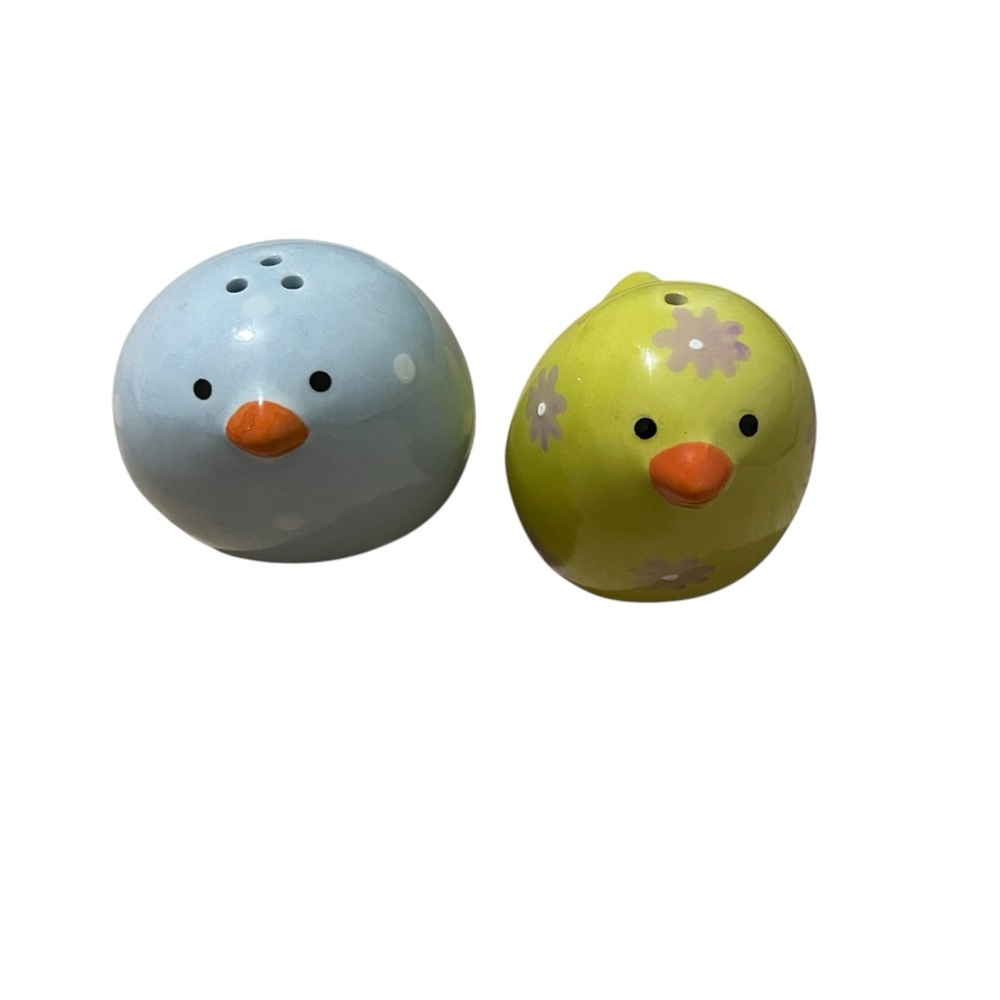Colorful Ceramic Baby Chicks Salt and Pepper Shakers - Picture 4 of 5